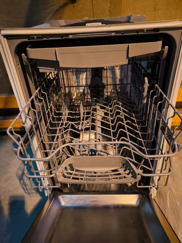 Уценка Bosch SPV4XMX16E